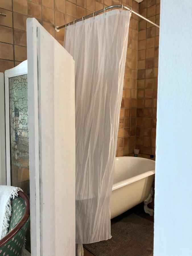 Mas Du Pont De Laute Villa Le Cailar ภายนอก รูปภาพ